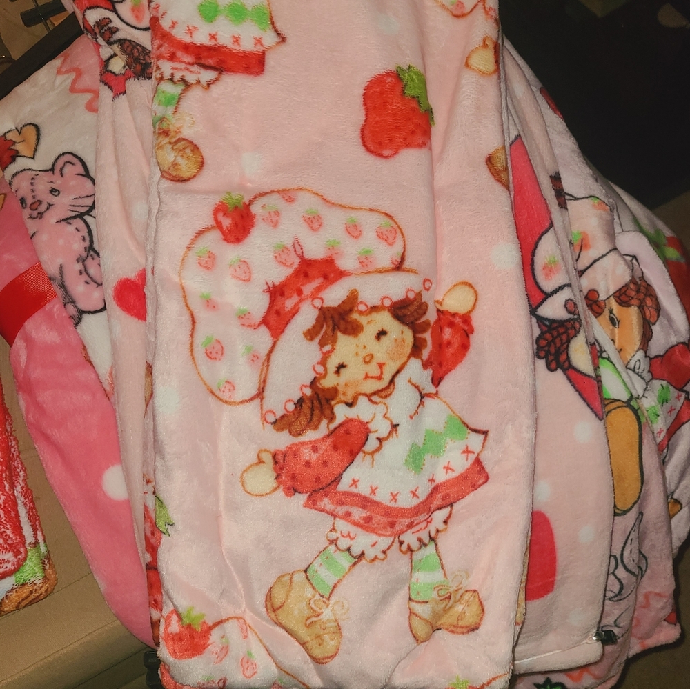 Strawberry Shortcake Blanket 🍓